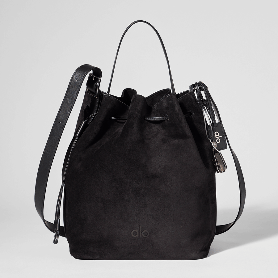 goop | Alo Yoga's New Studio-to-Street Luxury Bag Collection goop | Alo Yoga's New Studio-to-Street Luxury Bag Collection