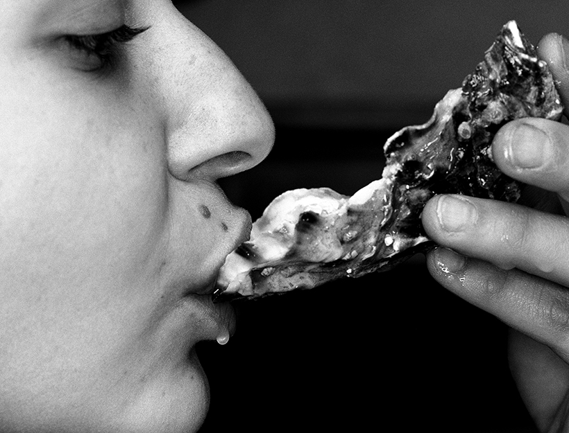 15 Powerful Aphrodisiacs For Better Sex