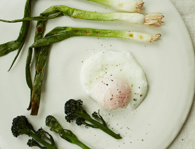 Purple Sprouting Broccoli & Spring Onion with Poached Egg