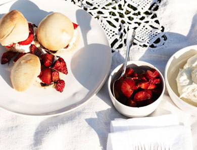 Strawberry Shortcake Sliders