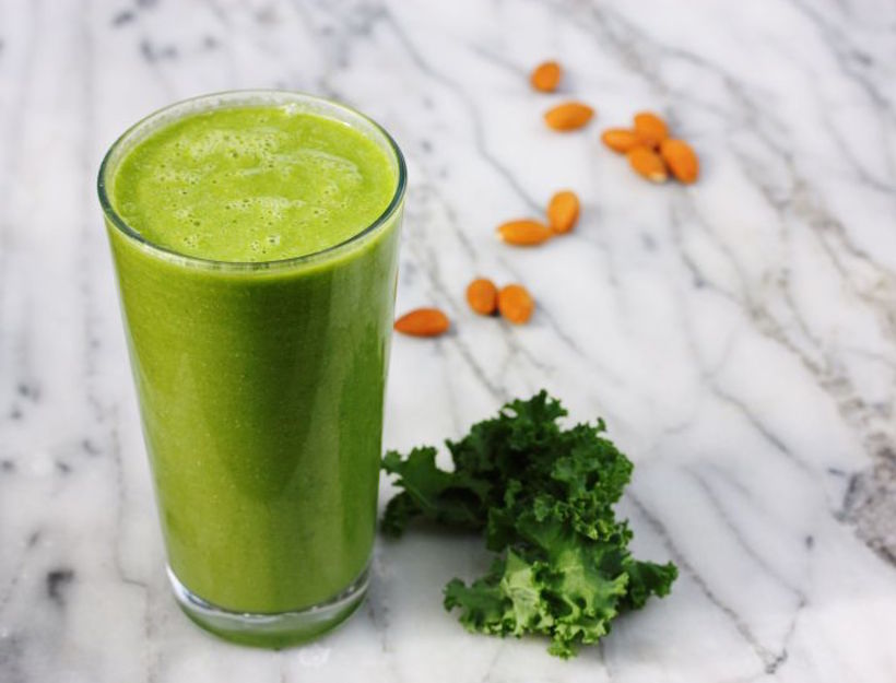 Kale and Coconut Smoothie