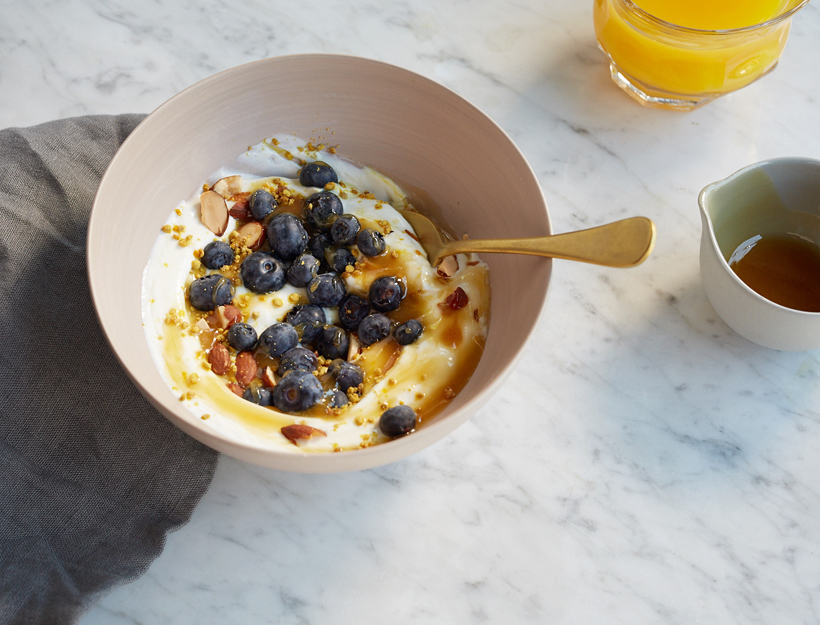 Yogurt, Blueberry, & Bee Pollen Bowl