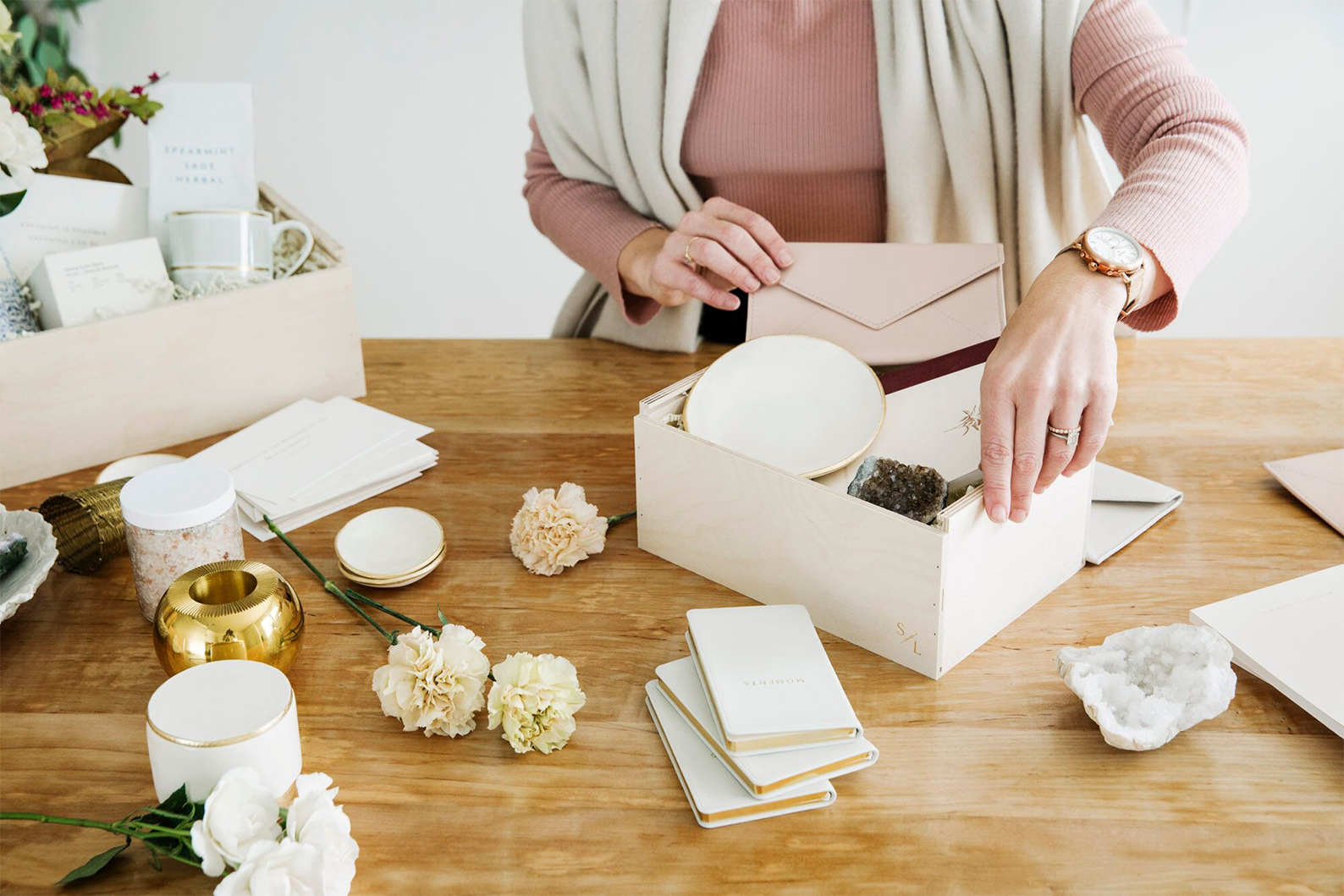 In the Knick of Time: Professional Gift Giver Simone LeBlanc