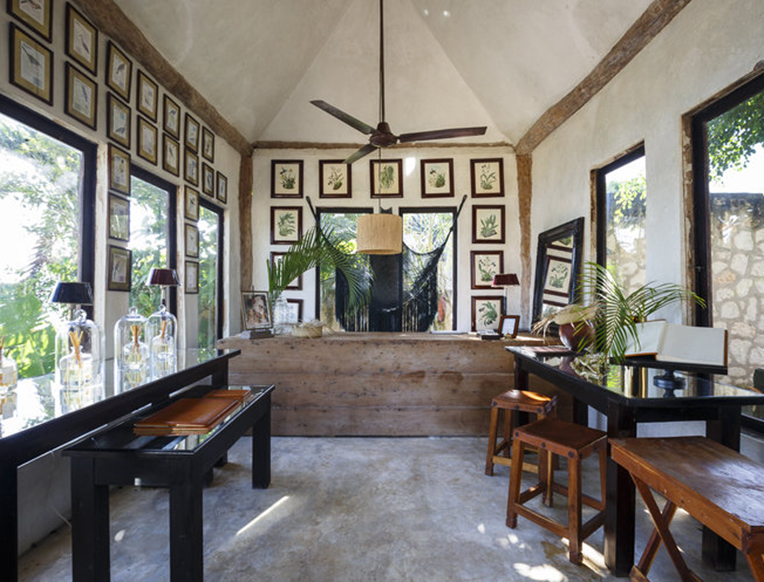 Coqui Coqui Boutique at Coba