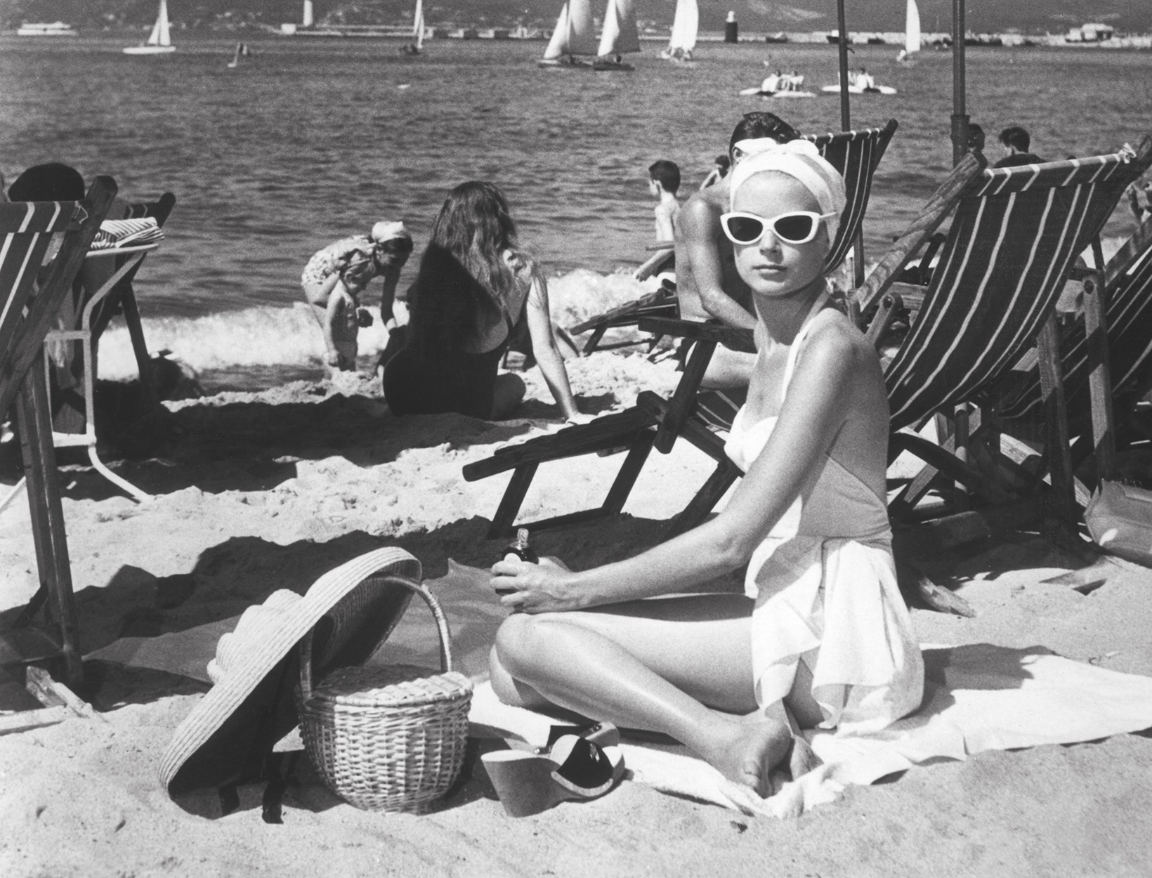 Under $100: Beach Bag Essentials