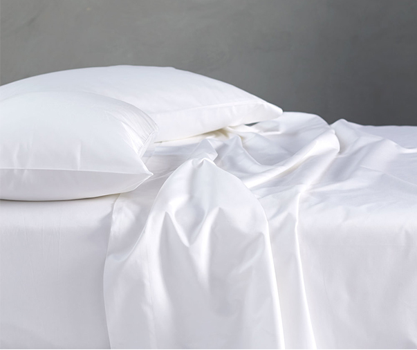 COYUCHI Sateen Sheet Set