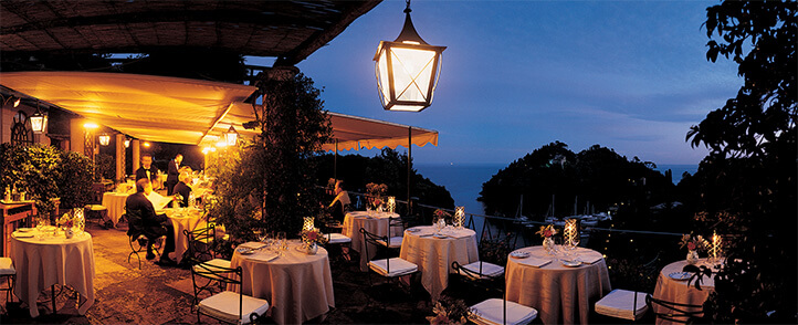EVENING DINING ON THE TERRACE