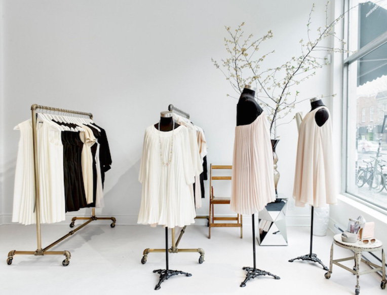 Éditions de Robes <br><em>Mile End</em>