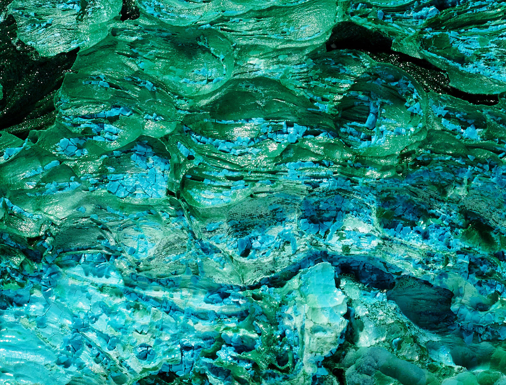 Why Malachite Crystal Makes so much Sense in Skin Care