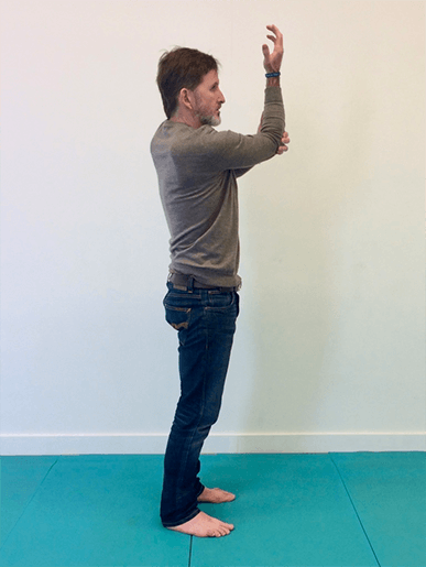 Fascia Stretching - 4 Stretches To Relieve Tightness | goop