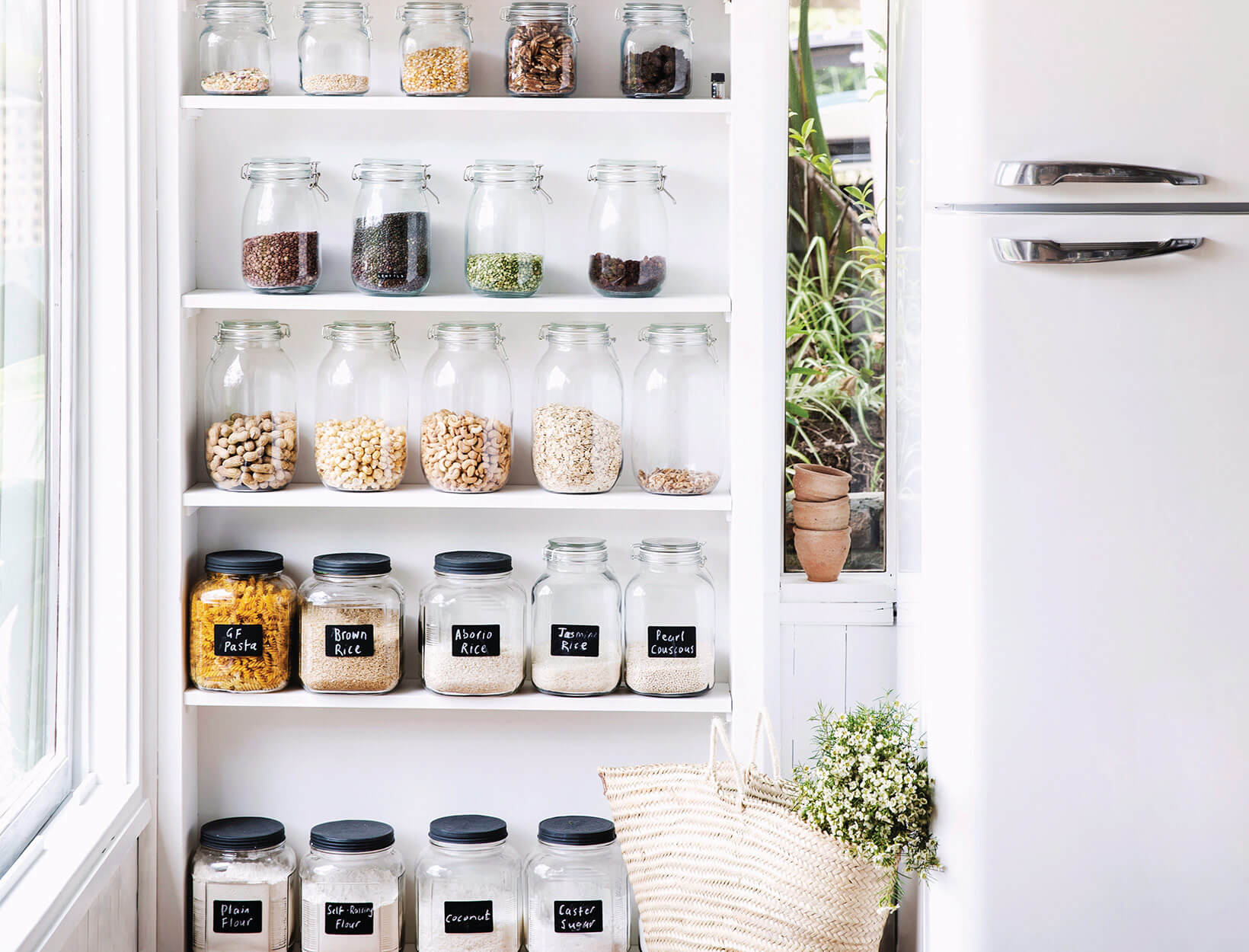 Kitchen essentials for your first apartment or home: nontoxic +