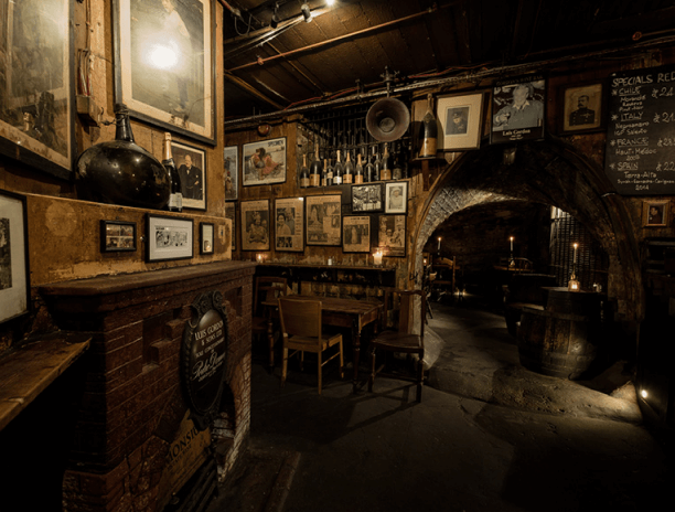 gordon's bar