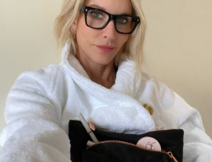 Jillian Dempsey S Makeup Bag Essentials - Jillian Dempsey Makeup Jillian Dempsey S Makeup Bag Essentials - Jillian Dempsey Makeup