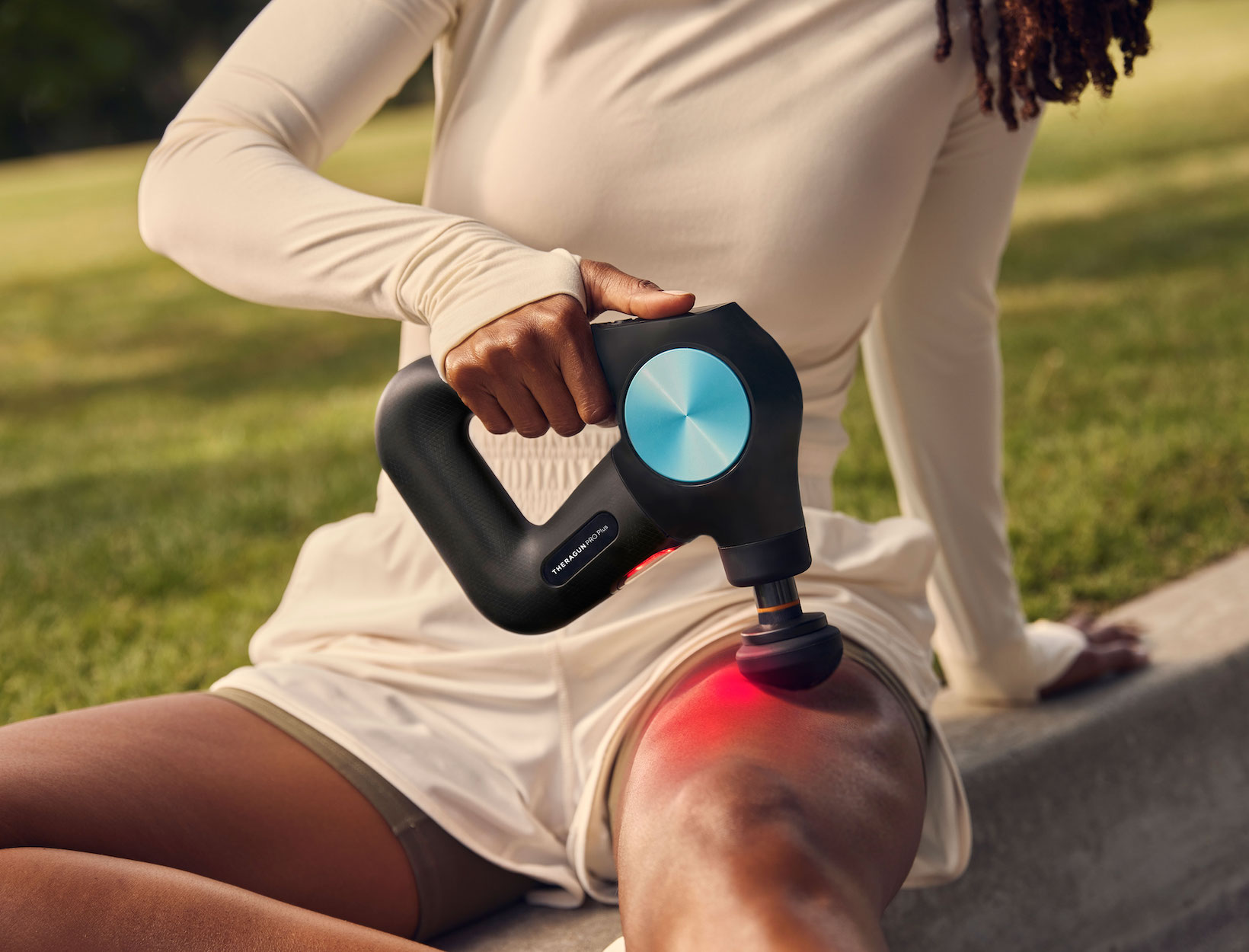 How To Use A Theragun Massage Gun For Muscle Recovery | Goop