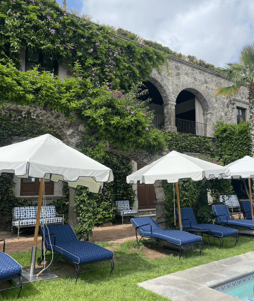 Casa de Sierra Nevada courtyard