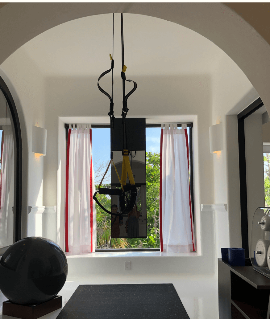 Hotel Esencia fitness room