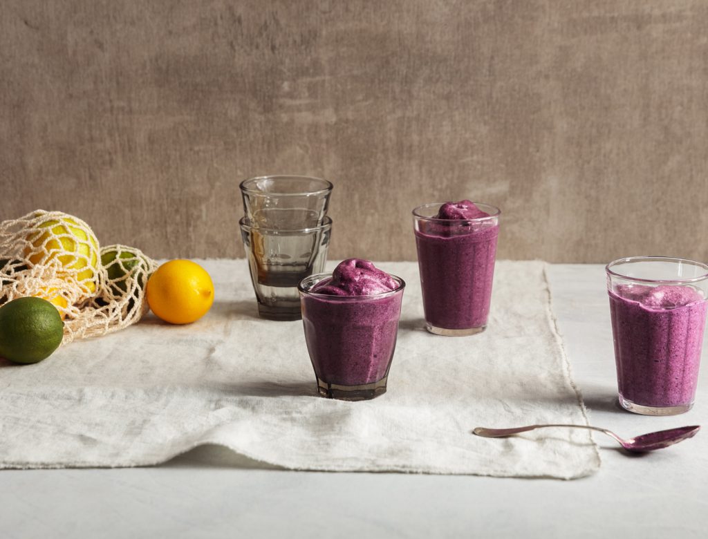 Blueberry Coconut Chia Smoothie