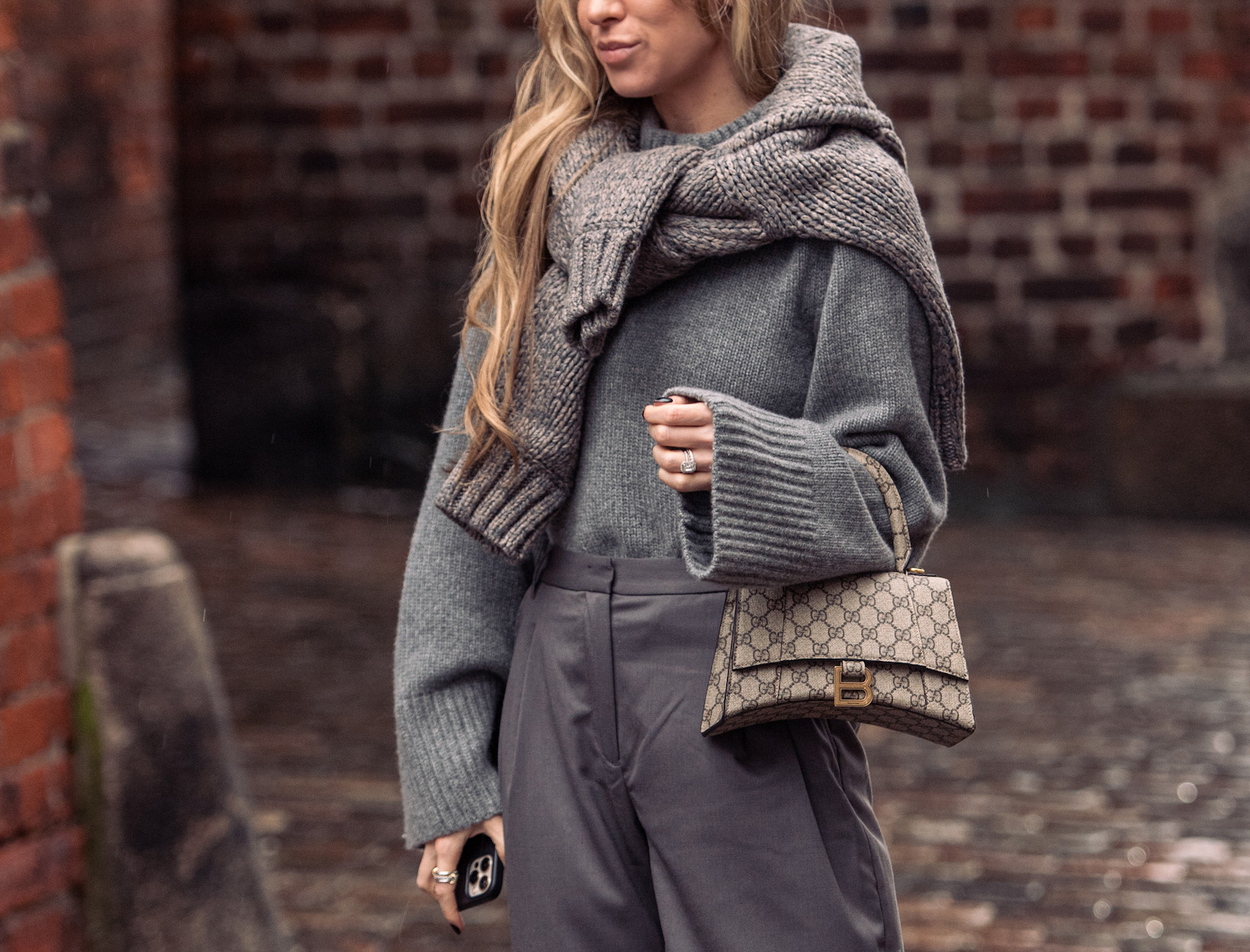 Gorgeous Women's Watches & Cozy Fall Outfit Inspo - The Blush Home