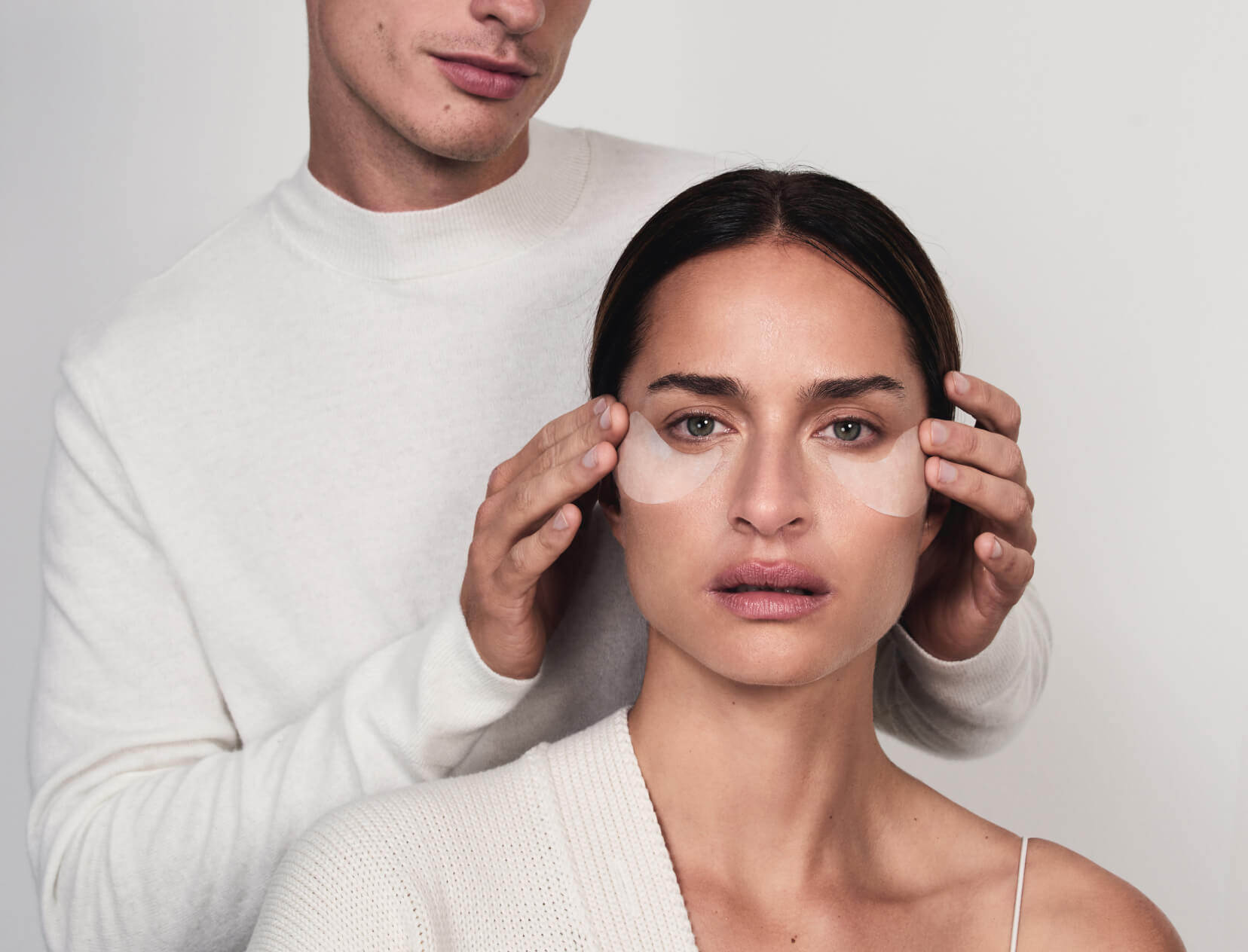 woman using eye mask